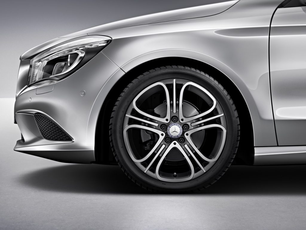 light alloy wheels genuine Mercedes-Benz accessories
